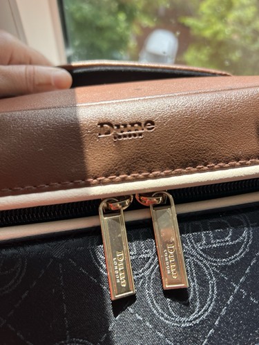 Dune london cosmetic - london,